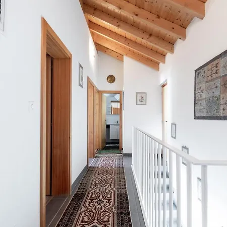 Chalet Theo Family Retreat Contemporary Design *