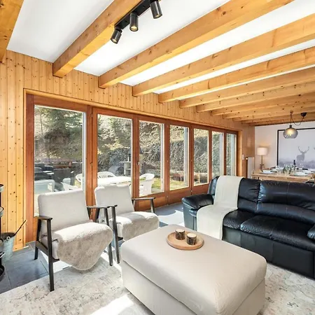 Dağ evi Theo Family Retreat Contemporary Design